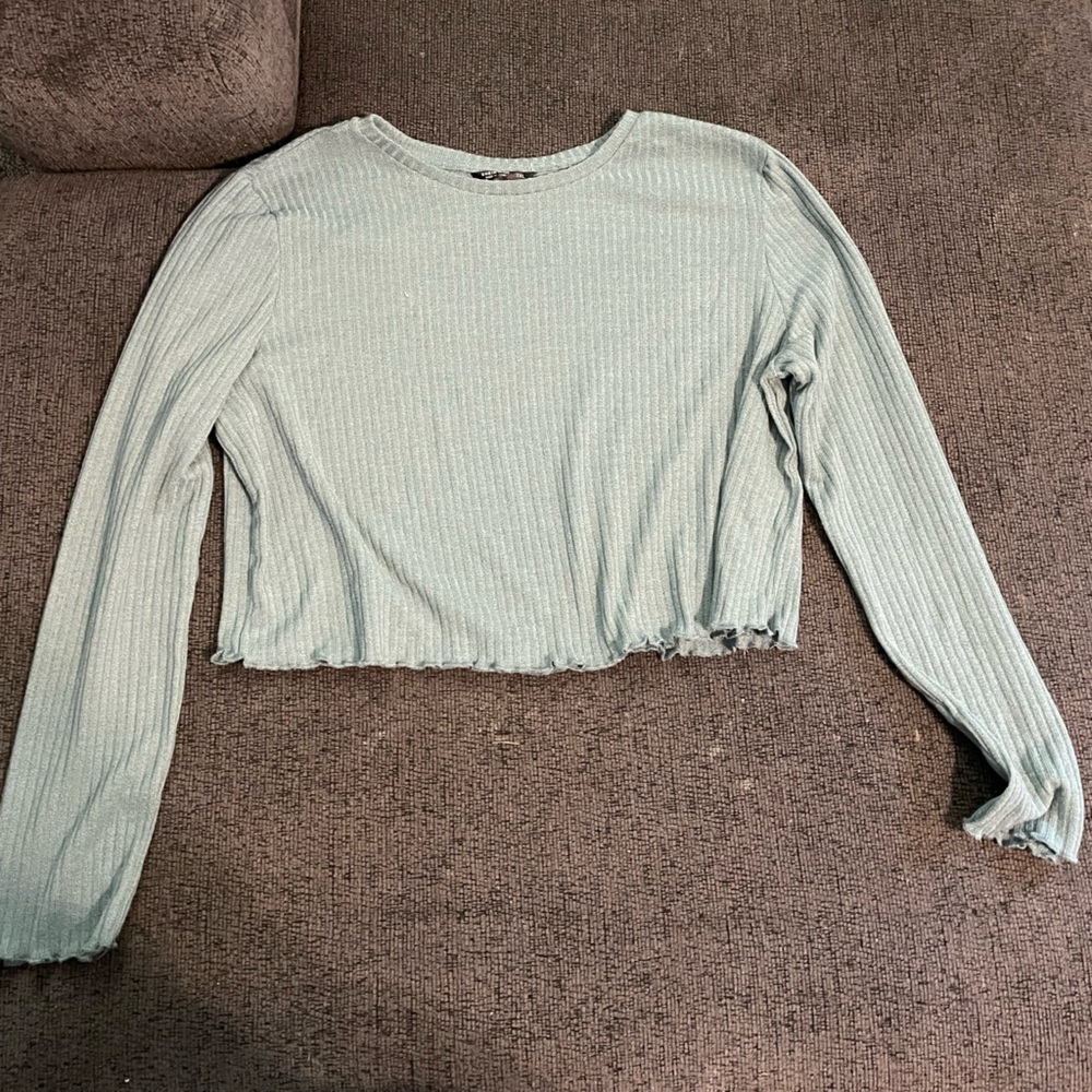 Green shein cropped long sleeve